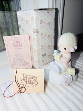 ‘Growing In Grace’ Age 2 Precious Moments Like New w Box & Tag 💝